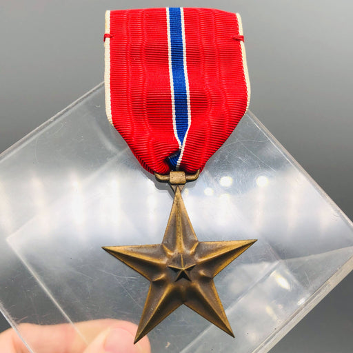 Vintage Bronze Star Medal Award Ribbon Military Heroic Meritorious Achievement 1