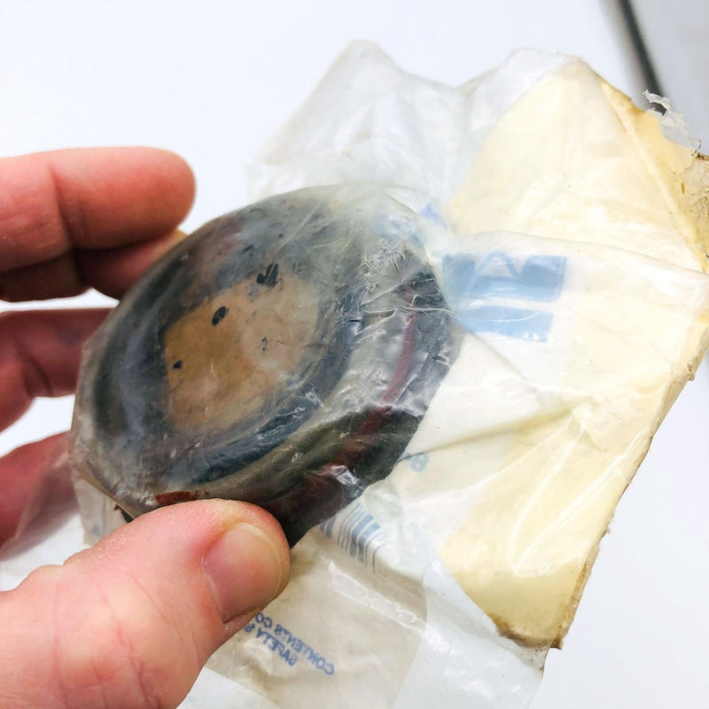 Mopar 4856336 Seal Axle Drive Shaft OEM NOS 01-06 Jeep Wrangler Cherokee Sealed 2