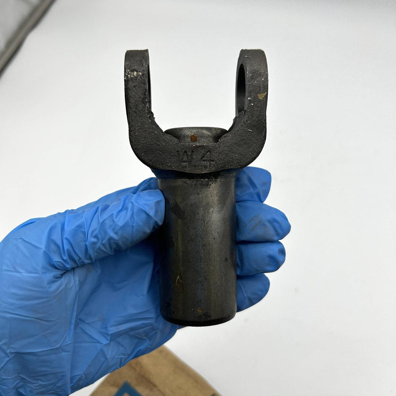 AMC Jeep 8126448 Driveshaft Slip Yoke OEM NOS Dana Spicer Open