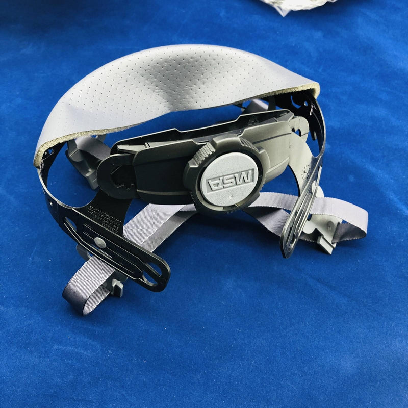 MSA 475369 Hard Hat V Gard White Ratchet Oil Oilfield Refinery Memorabilia 7