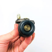 Renault 7701365519 Wheel Cylinder OEM NOS for Jeep by Bendix 4