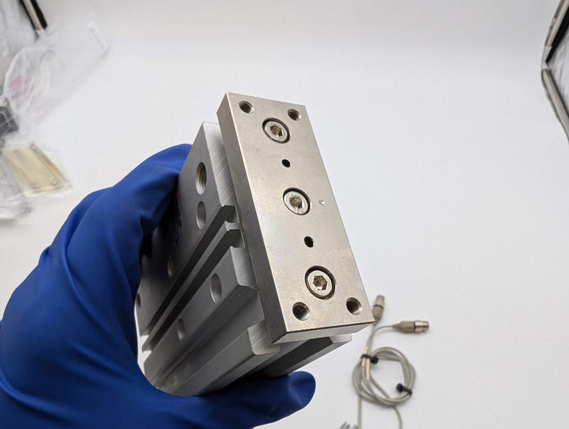 SMC MGPL20TF-100 Compact Guide Cylinder 20mm Bore 100mm Stroke 2