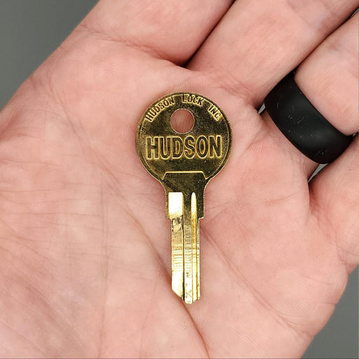 10x Hudson Lock HO2L Key Blanks Brass KBL-002-002-003 6 Pin / Disc NOS 1