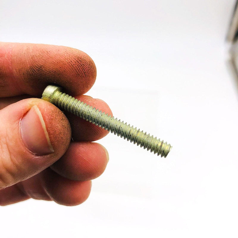 McCulloch 101974 Screw 10-24x1-1/2 for Model 47 Chainsaw OEM NOS Loose No Pkg 4
