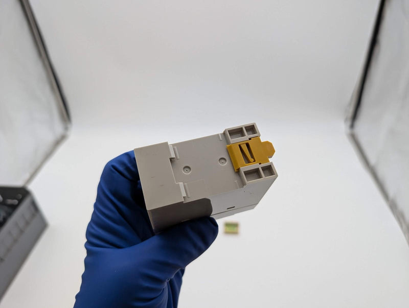 Omron S82K-00724 Power Supply 24V 0.3A DIN Rail Mounted 5