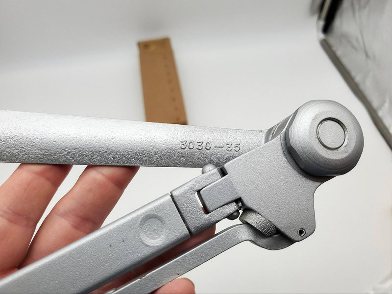 LCN 3030-3049-FL Door Closer Arm FL LH ALUM Fusible Link Left-Handed Aluminum