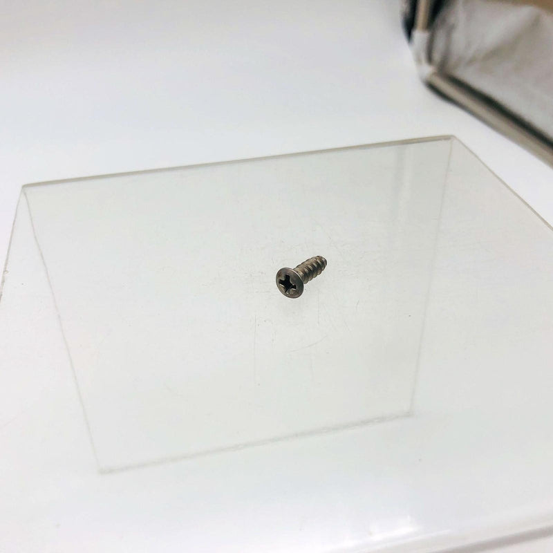 AMC Jeep 4004867 Screw for Hub Cap OEM NOS 81-86 Cher Wag J10 J20 Loose No Pkg 6