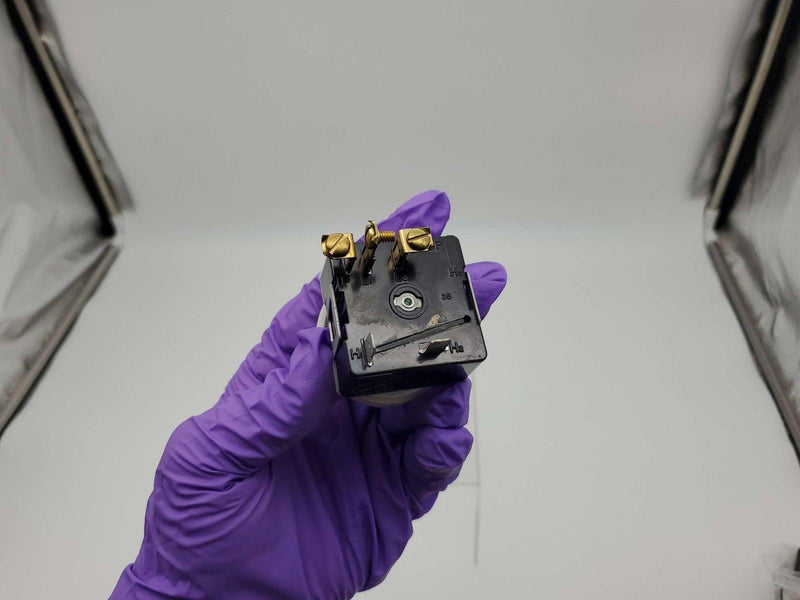 Chromalox CH-152 Infinite Control Mechanism 15A 120 / 240 VAC 3