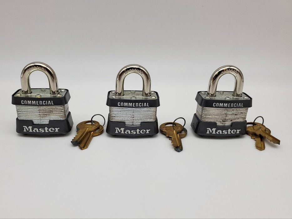 3x Master Padlocks No 3 7/8" Len x 0.28" Diam Shackle 1-1/2" Wide Body 4 Pin 1