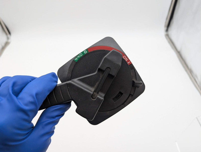 Allen Bradley 194R-HM4 Operating Handle for Disconnect Switch Accepts Padlock 3