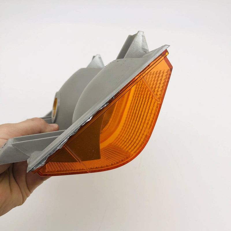 Mopar 4260203 Lamp Side Marker Turn Signal OEM New Old Stock NOS Open 8