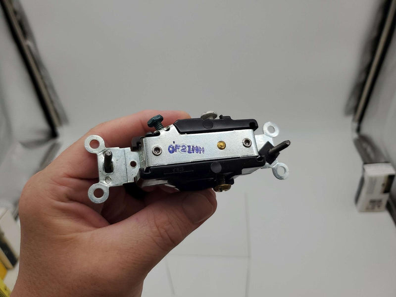 Leviton 5351 Single Receptacle Outlet 20A 125V 2 Pole 3 Wire Brown Industrial 2