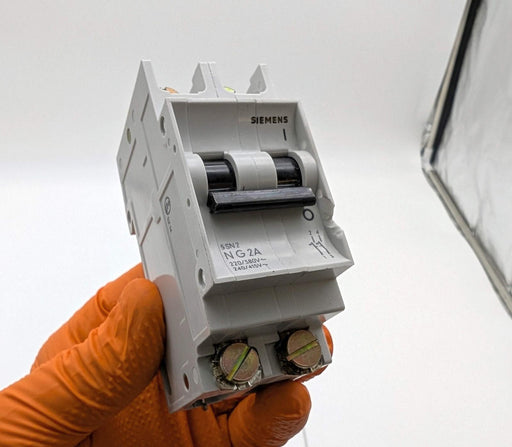 Siemens 5SN2-NG2A Circuit Breaker 2A 220/240V Double Pole MCCB 1