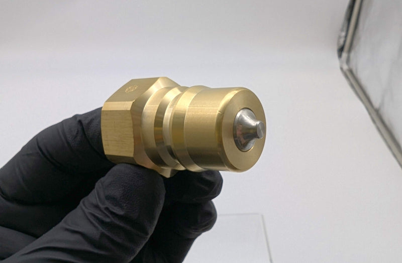 New Machine P-450 1/2" High Pressure Auto Coupling Plug