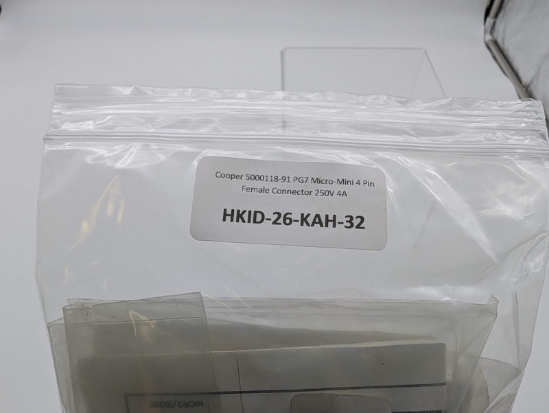 Cooper 5000118-91 PG7 Micro-Mini 4 Pin Female Connector 250V 4A 6