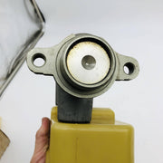 Crown 8133316 Brake Master Cylinder NOS For Jeep SJ J Series Bendix Open 11