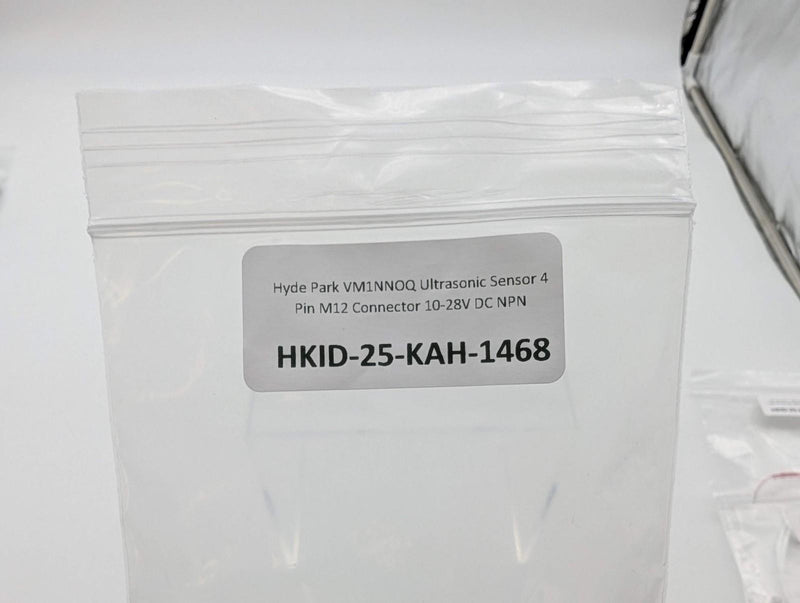 Hyde Park VM1NNOQ Ultrasonic Sensor 4 Pin M12 Connector 10-28V DC NPN 5