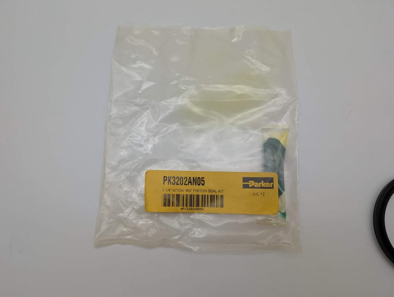 Parker PK3202AN05 Piston Seal Kit 3-1/4" Bore for 2AN Series Cylinders