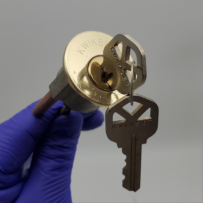 Kwikset Deadbolt Lock Cylinder 4680 Bright Brass for 680 Deadbolts Keyed Diff 1