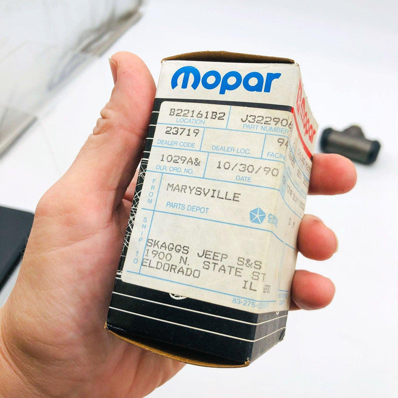 Mopar 3229063 Wheel Cylinder Drum Brakes OEM New Old Stock NOS Open 2 9