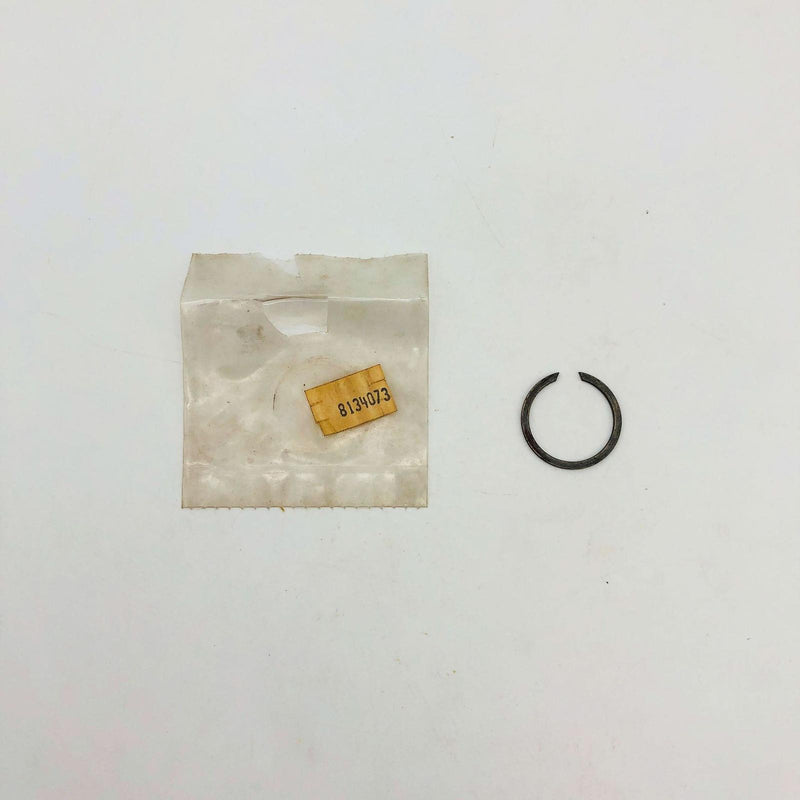 Crown 8134073 Snap Ring for Gear Train T5 New NOS 1981-86 Jeep Open 7