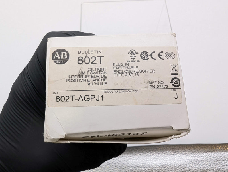 Allen Bradley 802T-AGPJ1 Oiltight Plug-In Limit Switch Lever Type 1 NO 1 NC