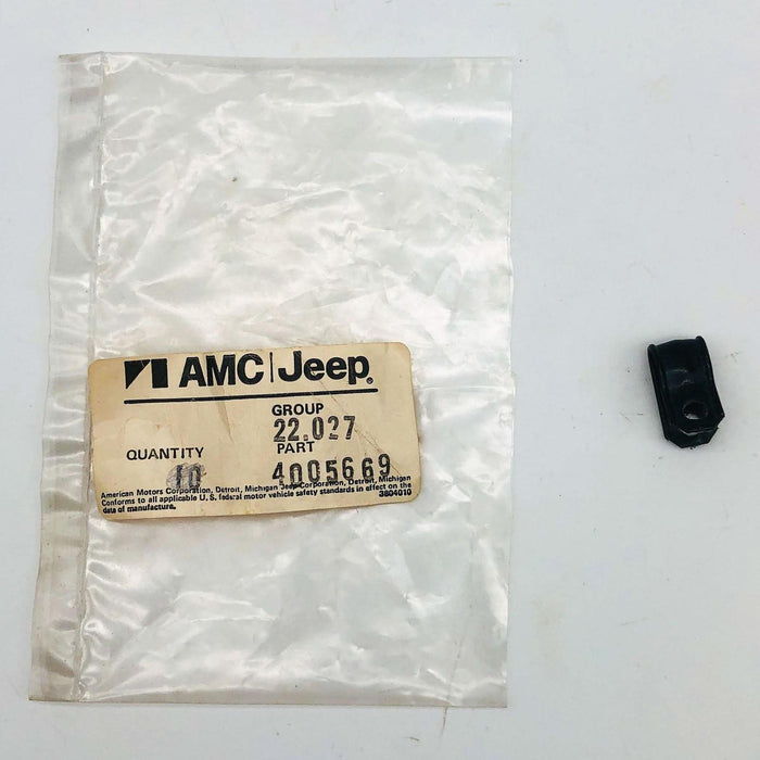 AMC Jeep 4005669 Clamp for Windshield Wiper System OEM NOS 81-86 CJ Open