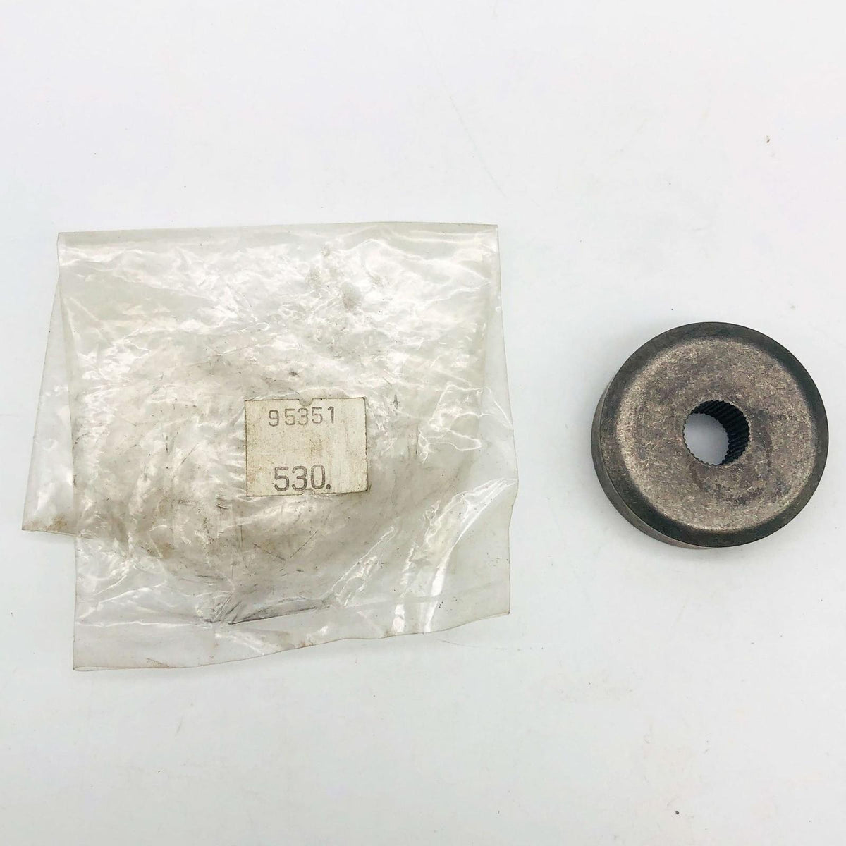 Poulan 530095351 Dust Cap for Trimmer OEM New Old Stock NOS Open — HKResale