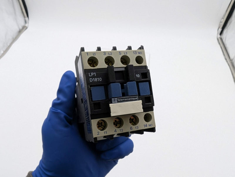 Telemecanique LP1D1810BD Contactor 3 Pole 24VDC 32A Normally Open 2