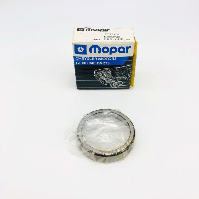 Mopar 53002925 Cup Bearing for Front Brakes OEM NOS 81-86 Jeep Cher Wag Com 5