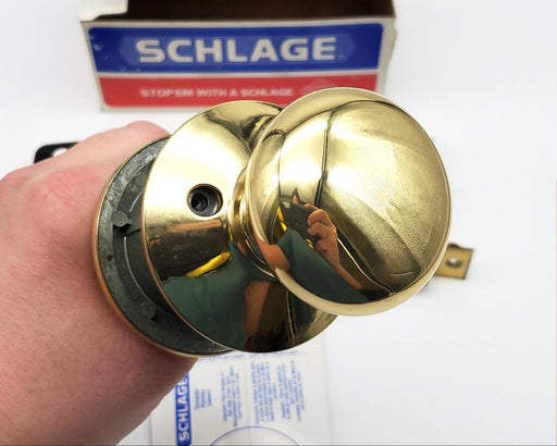 Schlage Door Knob Bright Brass 605 Passage Latch PLY F10 2 3/8 & 2 3/4 BS NOS 1
