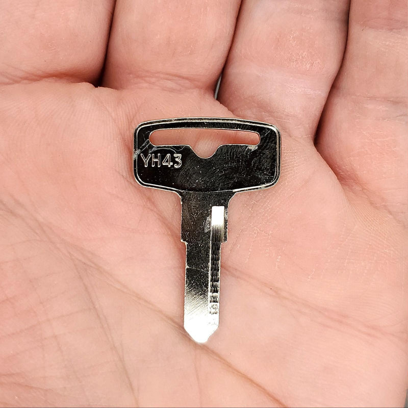 2x Ilco YH43 Key Blanks Fits some 1970s Yamaha Motorcycles Nickel Plated NOS 2