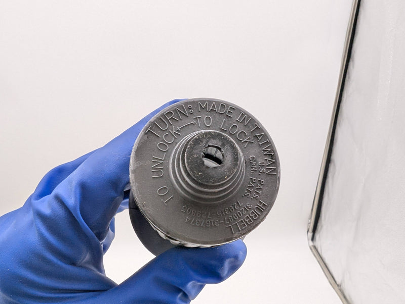 Hubbell HBL6024 Seal-Tite Waterproof Boot for 15A Insulgrip Connectors 2