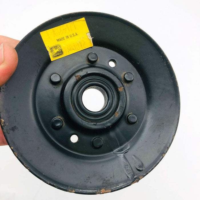 John Deere AM38171 Idler Pulley OEM New Old Stock NOS Loose No Pkg 11