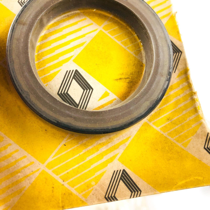 Renault Jeep 7701349595 Seal for Crankshaft OEM NOS Sealed 3
