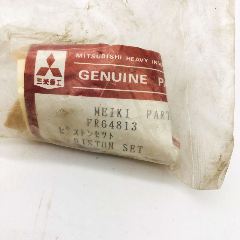 Mitsubishi FR64813 Piston Set OEM New Old Stock NOS 4