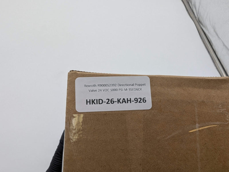 Rexroth R900052392 Directional Poppet Valve 24 VDC 5000 PSI M-3SED6CK
