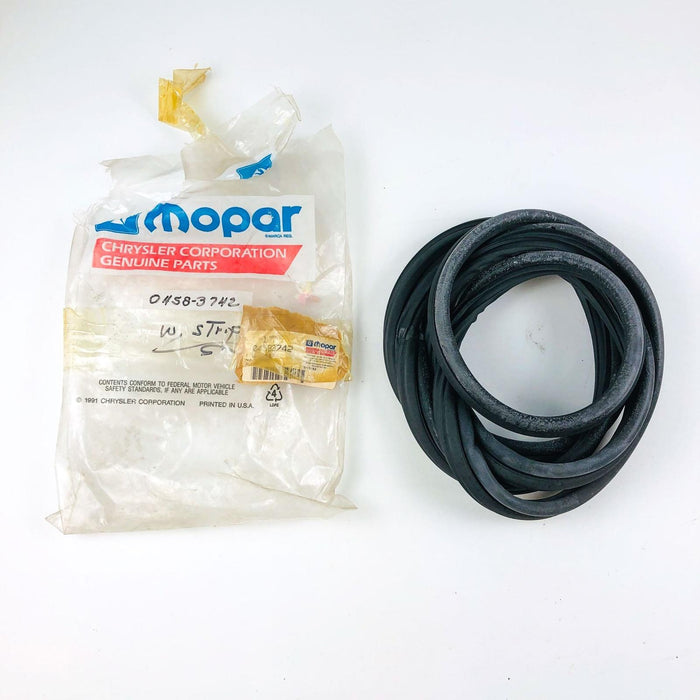 Mopar 04583742 Weatherstrip Seal Weather Stripping OEM New Old Stock NOS 9