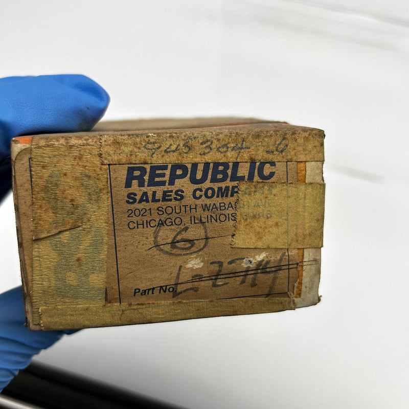 Republic L-2714 Screw for Brakes New Old Stock NOS For PN 945304 Loose No Pkg