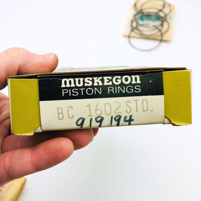 Muskegon BC1602 Piston Rings Standard NOS For Jeep 919194 Open 2