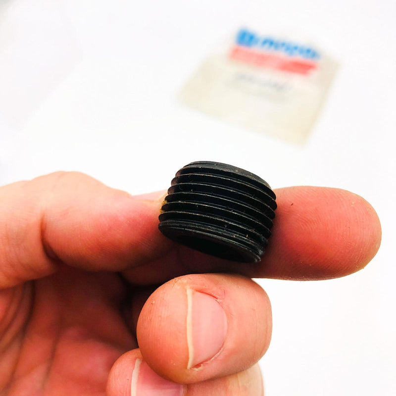 Mopar 4004751 Plug for Rear Axle Housing OEM NOS 81-86 Jeep CJ 5-8 Scrmb Open 2