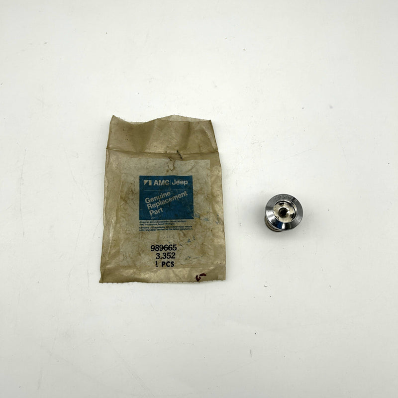 AMC Jeep 989665 Element for Cigar Lighter OEM NOS 1974 Open 3