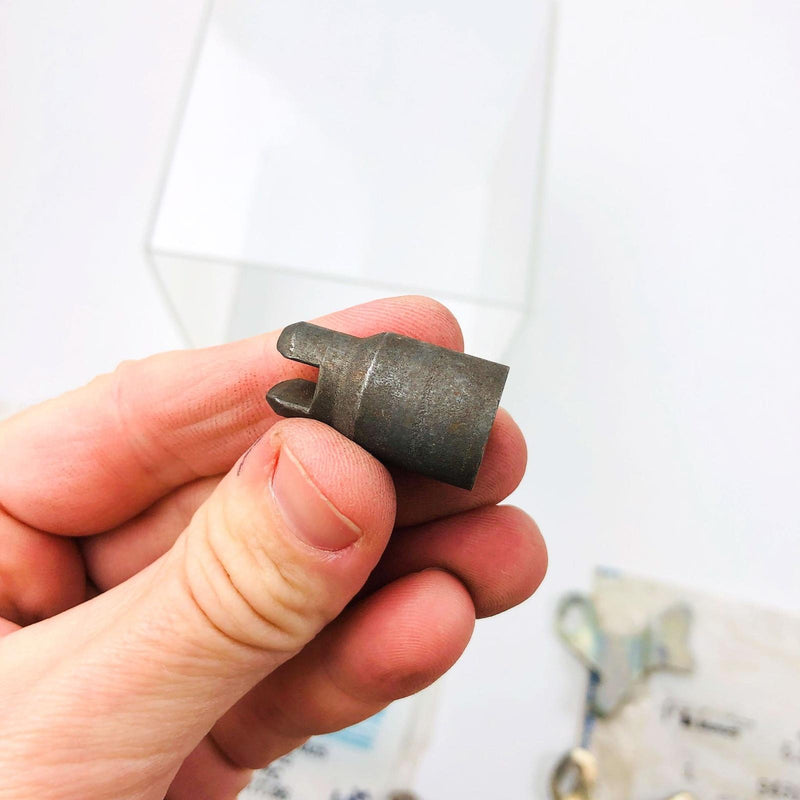 AMC Jeep 943135 Socket Brake Shoe Adjusting Screw OEM NOS Wear 6