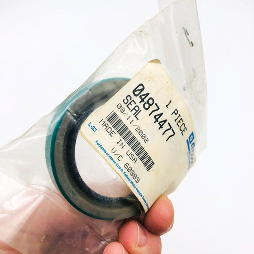 Mopar 4874477 Seal Rear Axle Shaft OEM NOS 2001-06 Jeep Wrangler Cherokee 11/02 2