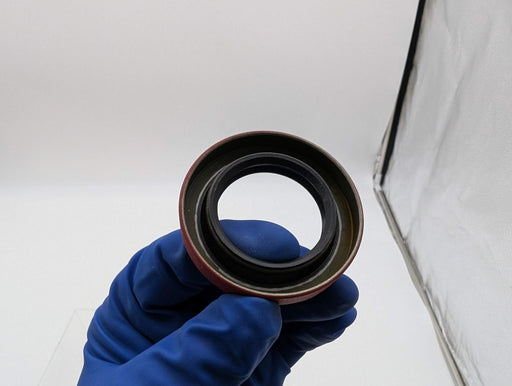 National 472655 Radial Shaft Seal 1.437" Bore 2.316" OD 0.375" Width NBR Lip 2