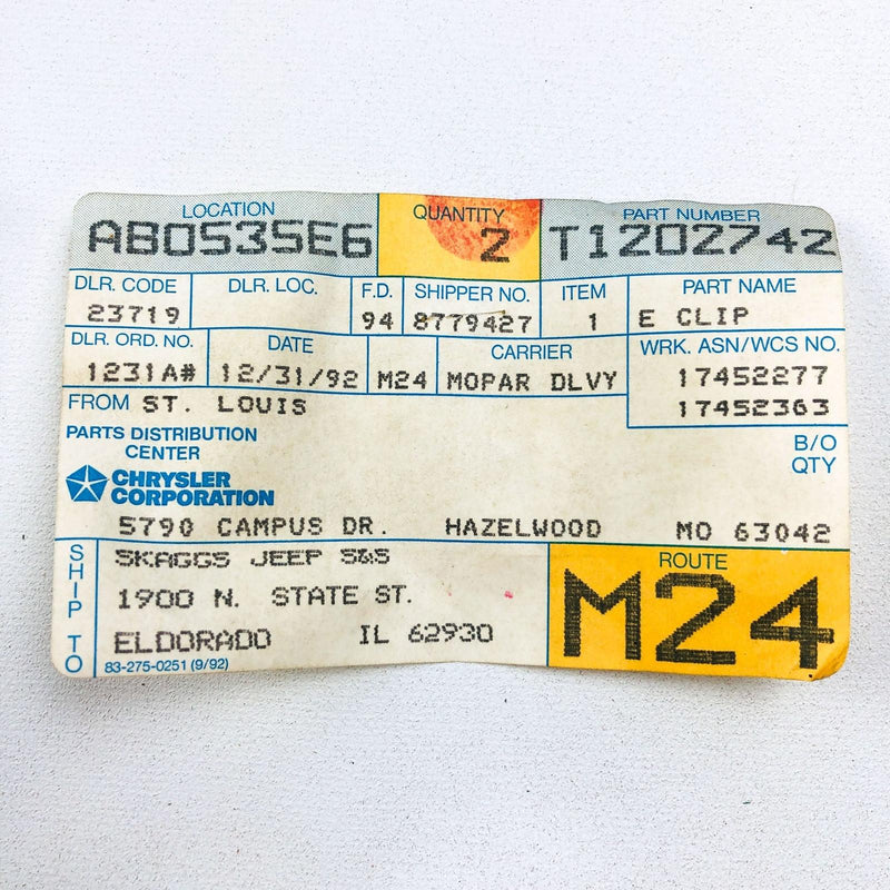 Mopar T1202742 Clip Plastic OEM NOS For Jeep White 2