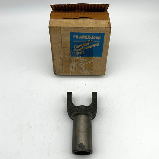 AMC Jeep 8126448 Driveshaft Slip Yoke OEM NOS Dana Spicer Open 1