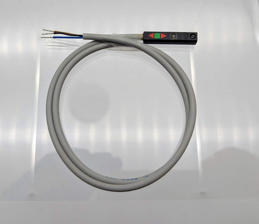 SMC D-Y7PW Reed Proximity Sensor Switch 0.5m Len 3 Wire Inline Solid PNP Direct 1