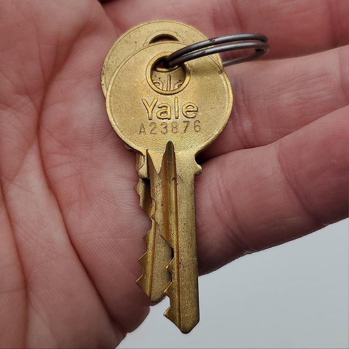 Yale 1802 Lock Cylinder Satin Brass PARA E1R Keyway 6 Pin Key in Knob 6