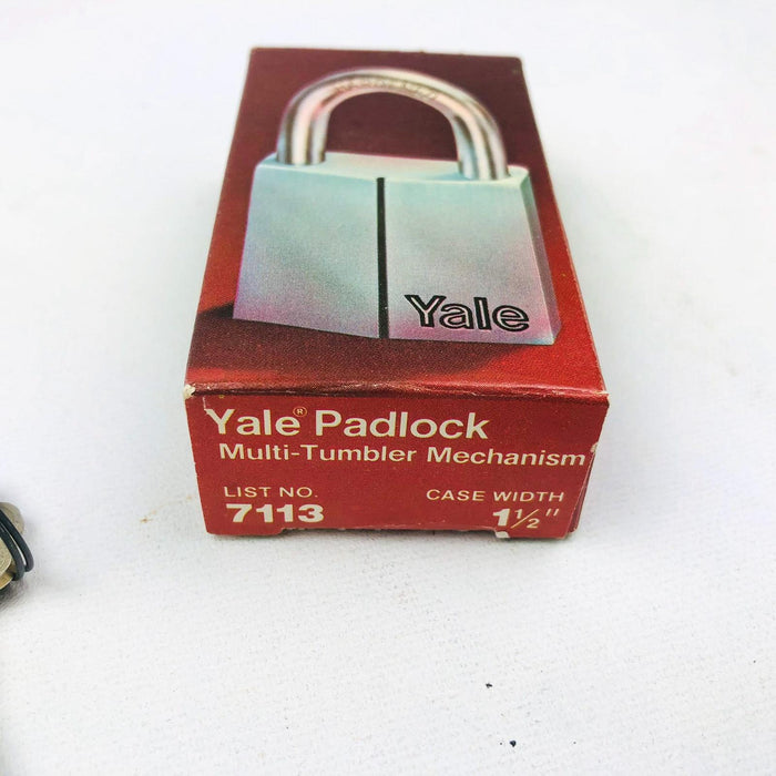 Yale Padlock 7113 7/8" Long x 0.25" Diam Shackle 1-1/2" Body Multi Tumbler USA 3